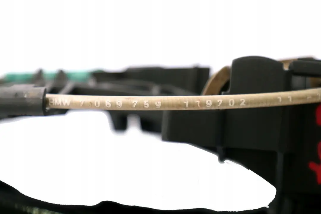 Barre D'Appui Arriere Gauche 5122 pour BMW 1 Serie 3 E87 E87N LCI à propos du numéro de pièce 7069759 BMW 1 Serie 3 E87 E87N LCI Barre D'Appui Arriere Gauche 5122 - SKU 7069759-BS3 - Numéro de pièce 7069759