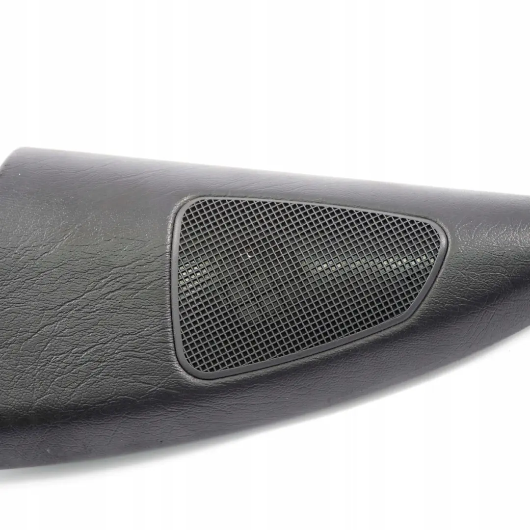 Cubierta Tweeter Puerta Delantero Izquierdo para Mercedes ML W163 con número de pieza A1637205570 Mercedes ML W163 Cubierta Tweeter Puerta Delantero Izquierdo - SKU A1637205570 - Número de pieza A1637205570