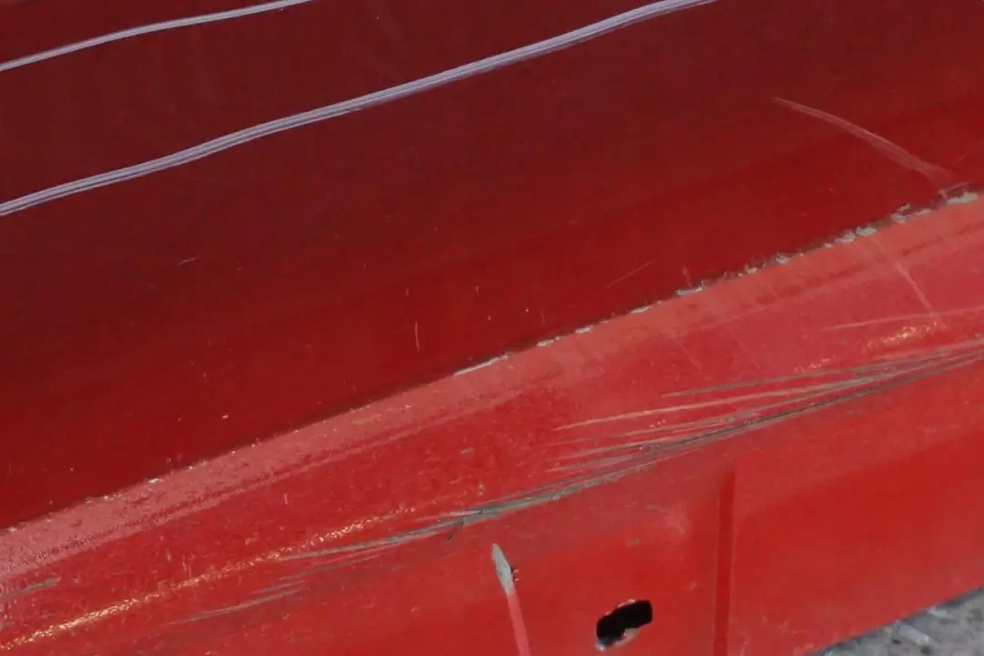 Sill Strip Side Skirt Right Vermilionrot Vermilion Red para BMW E92 E93 LCI con número de pieza 0038432 BMW E92 E93 LCI Sill Strip Side Skirt Right Vermilionrot Vermilion Red - SKU 0038432-VER - Número de pieza 0038432