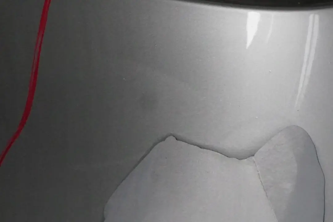 Zderzak tylny tył pdc titansilber do BMW E60 o numerze 0422349 BMW E60 Zderzak tylny tył pdc titansilber - SKU 0422349-TS1 - Numer Części 0422349