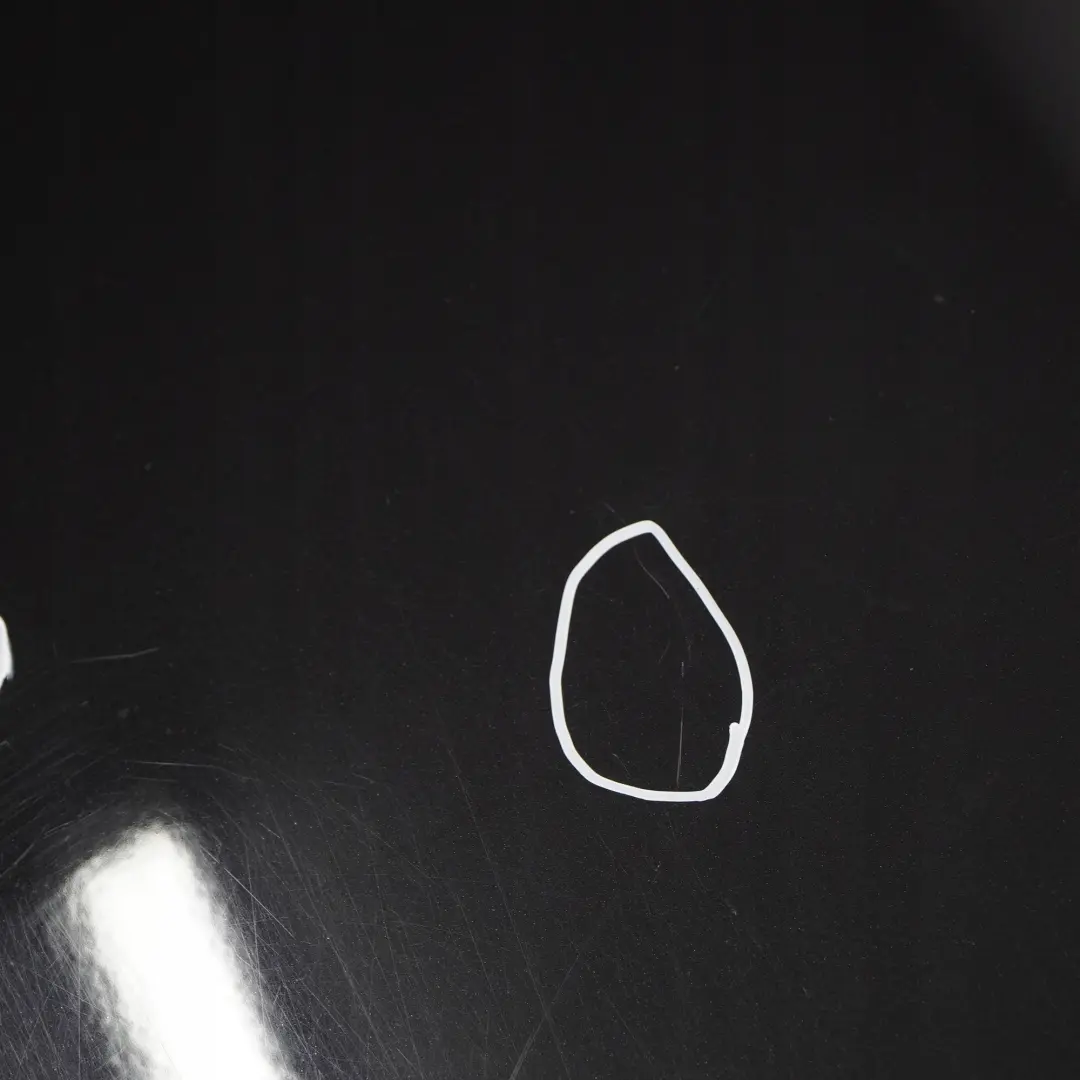 klasa W204 Klapa bagażnika tył tylna do MERCEDES C o numerze A2047500075 MERCEDES C klasa W204 Klapa bagażnika tył tylna - SKU A2047500075-OB - Numer Części A2047500075