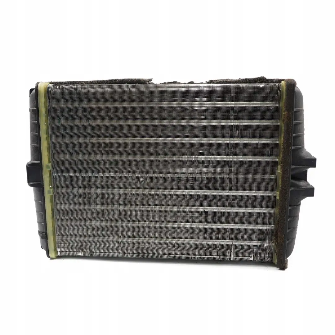 Mercedes-Benz W202 W208 W210 Heat Matrix Heat Exchanger Radiator para con número de pieza A2108300661 Mercedes-Benz W202 W208 W210 Heat Matrix Heat Exchanger Radiator - SKU A2108300661 - Número de pieza A2108300661