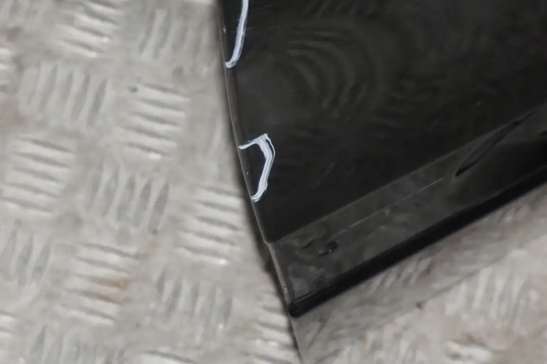 Classe CLC CL203 Porta Anteriore Destra Ossidiana Nero Metallico 197U per Mercedes con numero di parte A2037201605 Mercedes Classe CLC CL203 Porta Anteriore Destra Ossidiana Nero Metallico 197U - SKU A2037201605-OB - Numero di parte A2037201605