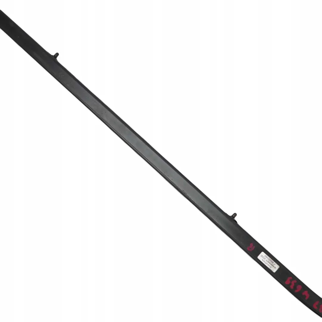 Mercedes-Benz Vito W639 Rear Right Sliding Door Top Rail para con número de pieza A6397660137 Mercedes-Benz Vito W639 Rear Right Sliding Door Top Rail - SKU A6397660137 - Número de pieza A6397660137