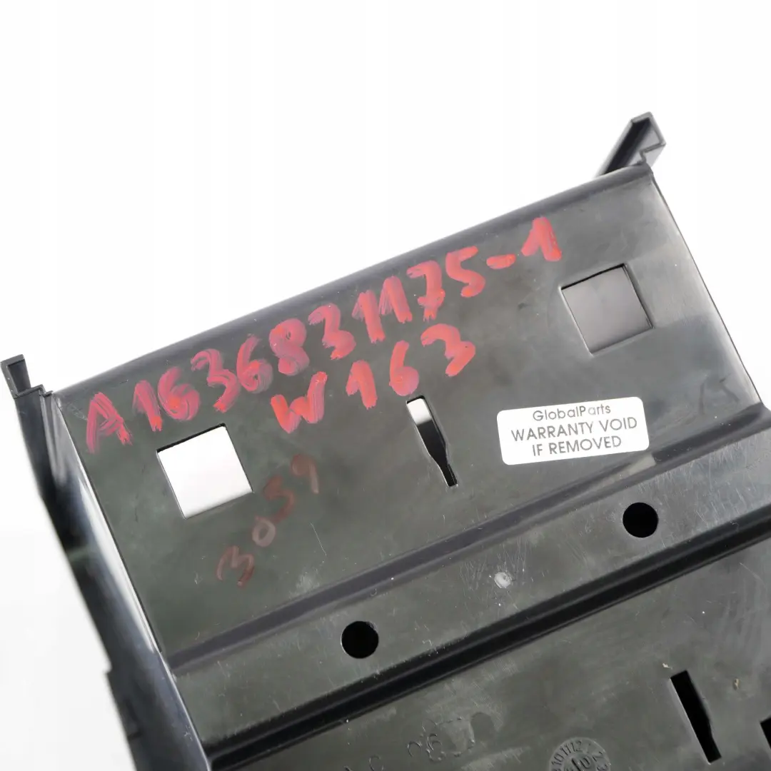  Mercedes-Benz ML W163 Mittelkonsole Getränkehalter Holz Walnuss A1636800814 - SKU A1636831175-1 - Teilenummer A1636831175