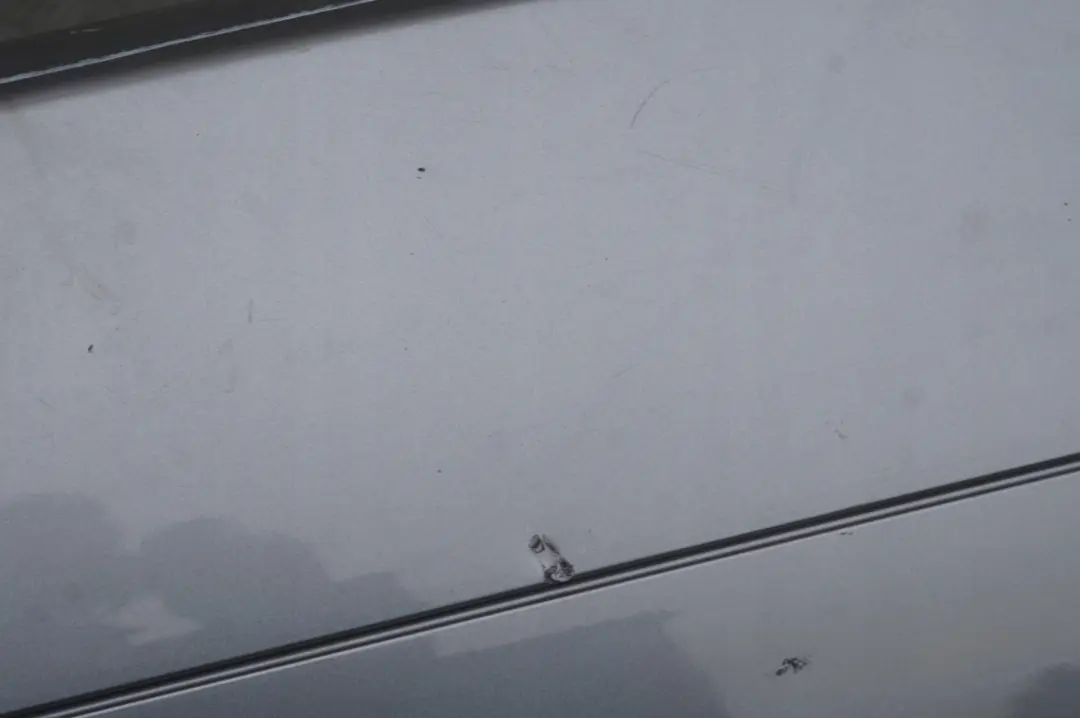 Zderzak tylny tył pdc silbergrau A08 do BMW E60 o numerze 0149318 BMW E60 Zderzak tylny tył pdc silbergrau A08 - SKU 0149318-SBG1 - Numer Części 0149318