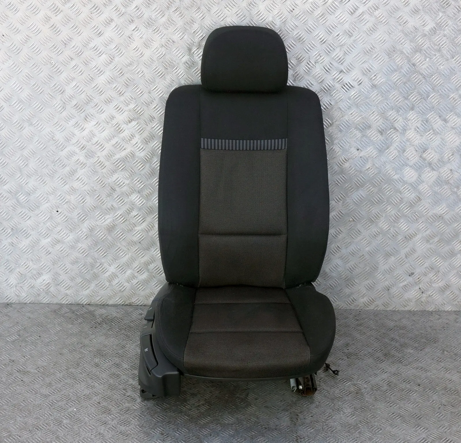 BMW X3 Series E83 Cloth Anthracite Interior Front Right O/S Seat
