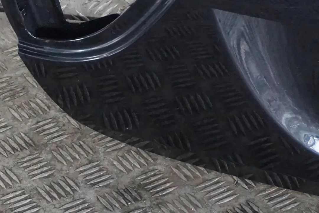 Klapa pokrywa bagażnika Carbonschwarz do BMW E91 o numerze 7166105 BMW E91 Klapa pokrywa bagażnika Carbonschwarz - SKU 7166105-CAR - Numer Części 7166105