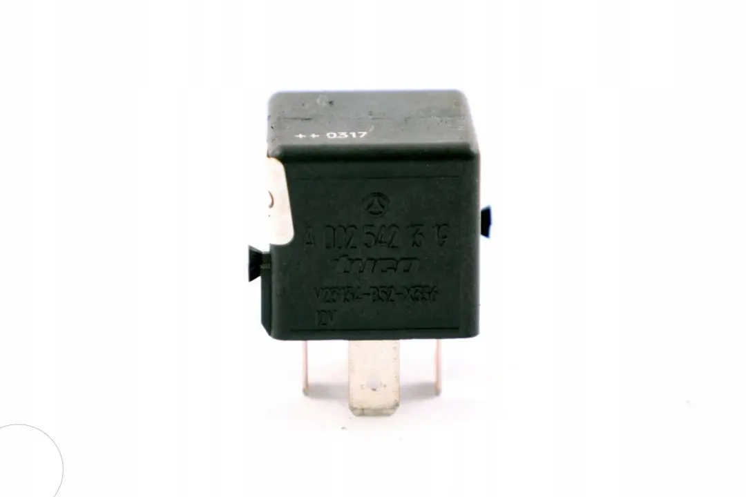 MERCEDES Przekaźnik TYCO 4 piny - SKU A0025421319 - Numer Części A0025421319