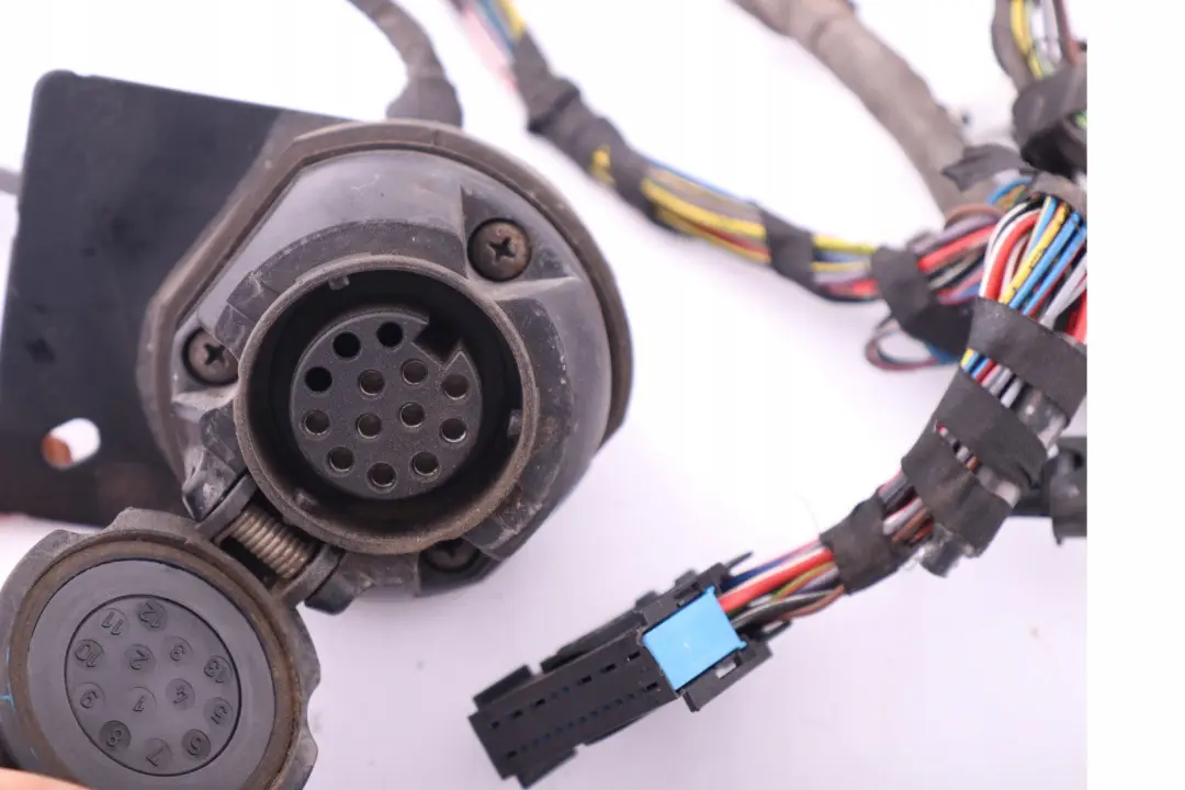 Wiring Set Loom Harness PDC Rear Bumper to BMW MINI Countryman R60 Cooper One with Part number 9808243 BMW MINI Countryman R60 Cooper One Wiring Set Loom Harness PDC Rear Bumper - SKU 9808243 - Part number 9808243