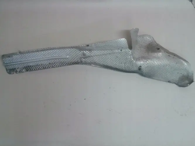 BMW E65 E66 Aislamiento T?rmico Soporte Motor Izquierdo - SKU 8238071 - Número de pieza 8238071