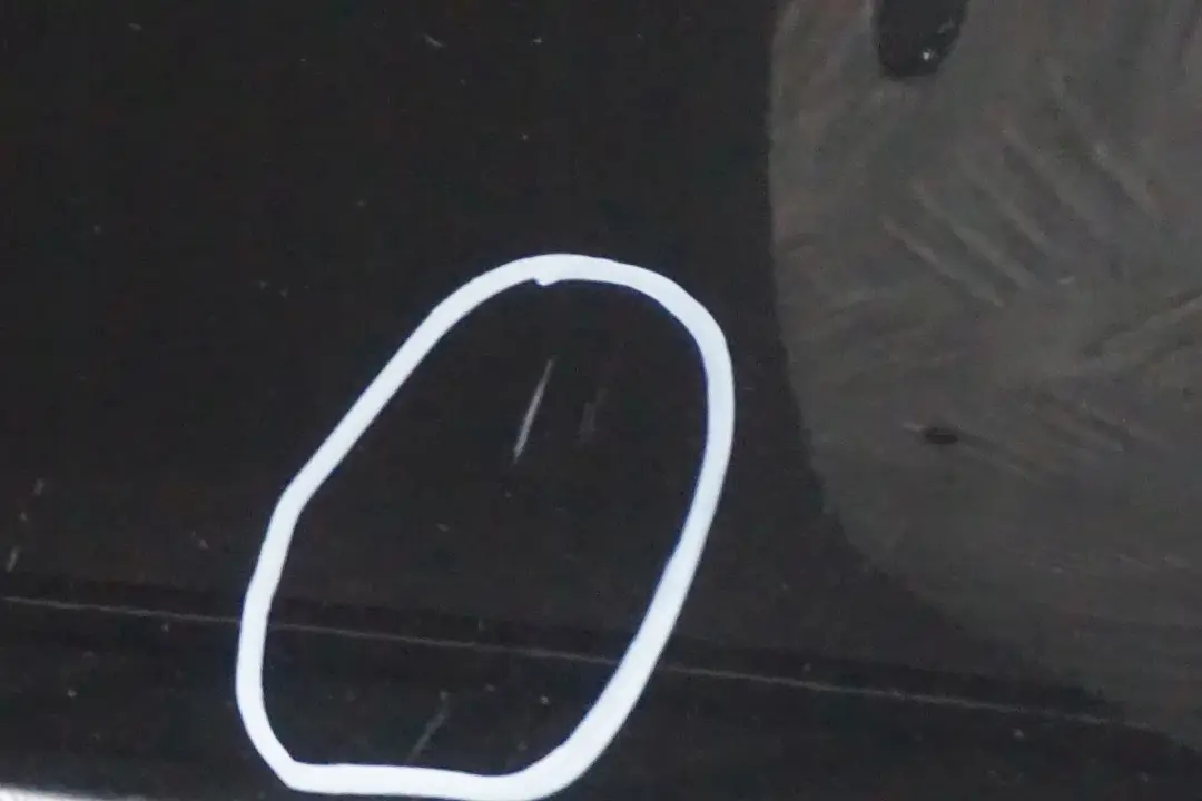 Bas de Porte Droite Noir Sapphire Noir Saphir - 475 pour BMW E92 E93 à propos du numéro de pièce 0034058 BMW E92 E93 Bas de Porte Droite Noir Sapphire Noir Saphir - 475 - SKU 0034058-BS4 - Numéro de pièce 0034058