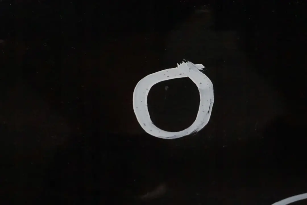 Fahrerseite Tür vorne links Black Sapphire Schwarz - 475 für BMW 6 E63 E64 mit Teilenummer 7202075 BMW 6 E63 E64 Fahrerseite Tür vorne links Black Sapphire Schwarz - 475 - SKU 7202075-BS - Teilenummer 7202075