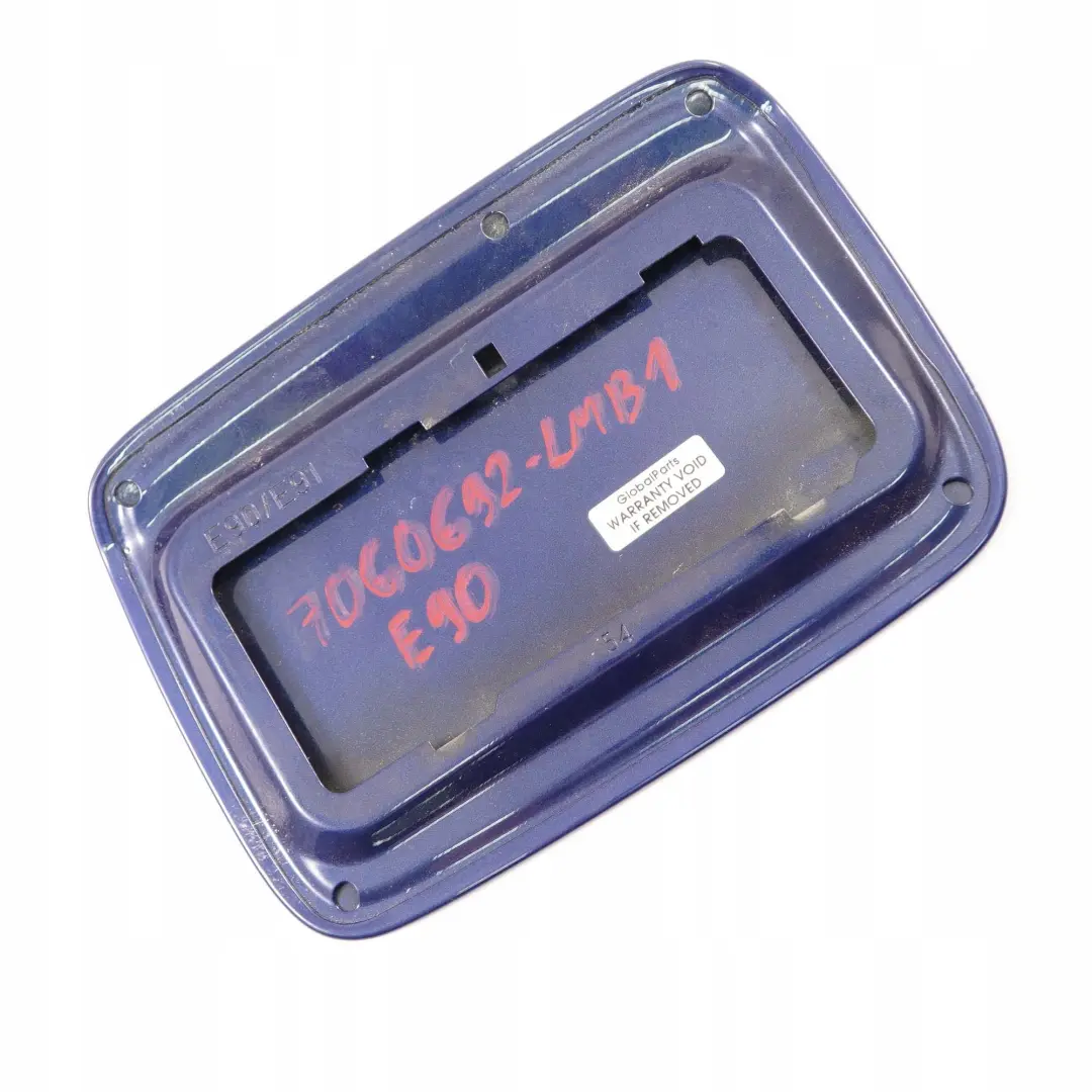 Cache pour Reservoir le Mans Bleu - 381 pour BMW 3 E90 E91 à propos du numéro de pièce 7060692 BMW 3 E90 E91 Cache pour Reservoir le Mans Bleu - 381 - SKU 7060692-LMB - Numéro de pièce 7060692