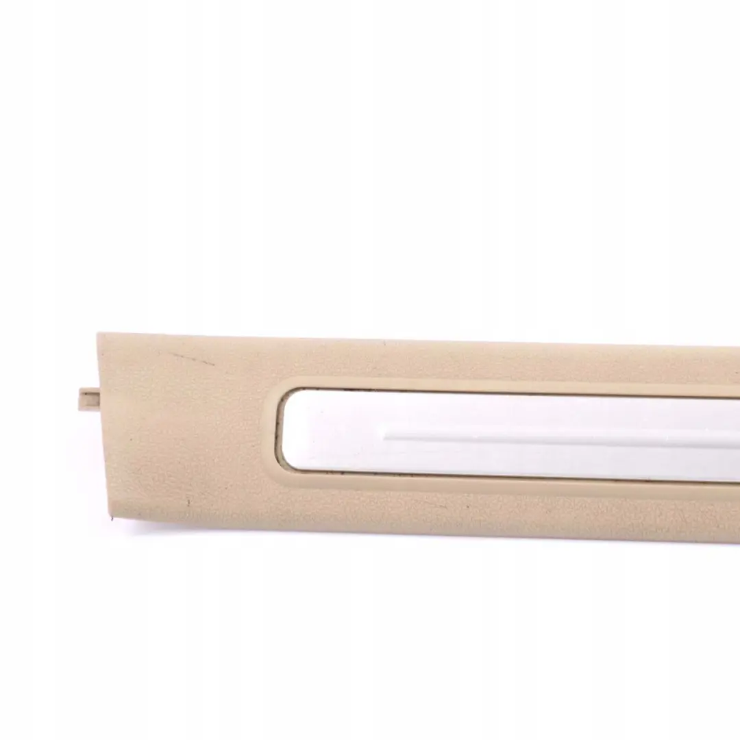 Puerta Delantera Derecha Embellecedor Entrada Liston Beige para Mercedes W169 con número de pieza A1696800074 Mercedes W169 Puerta Delantera Derecha Embellecedor Entrada Liston Beige - SKU A1696800074 - Número de pieza A1696800074