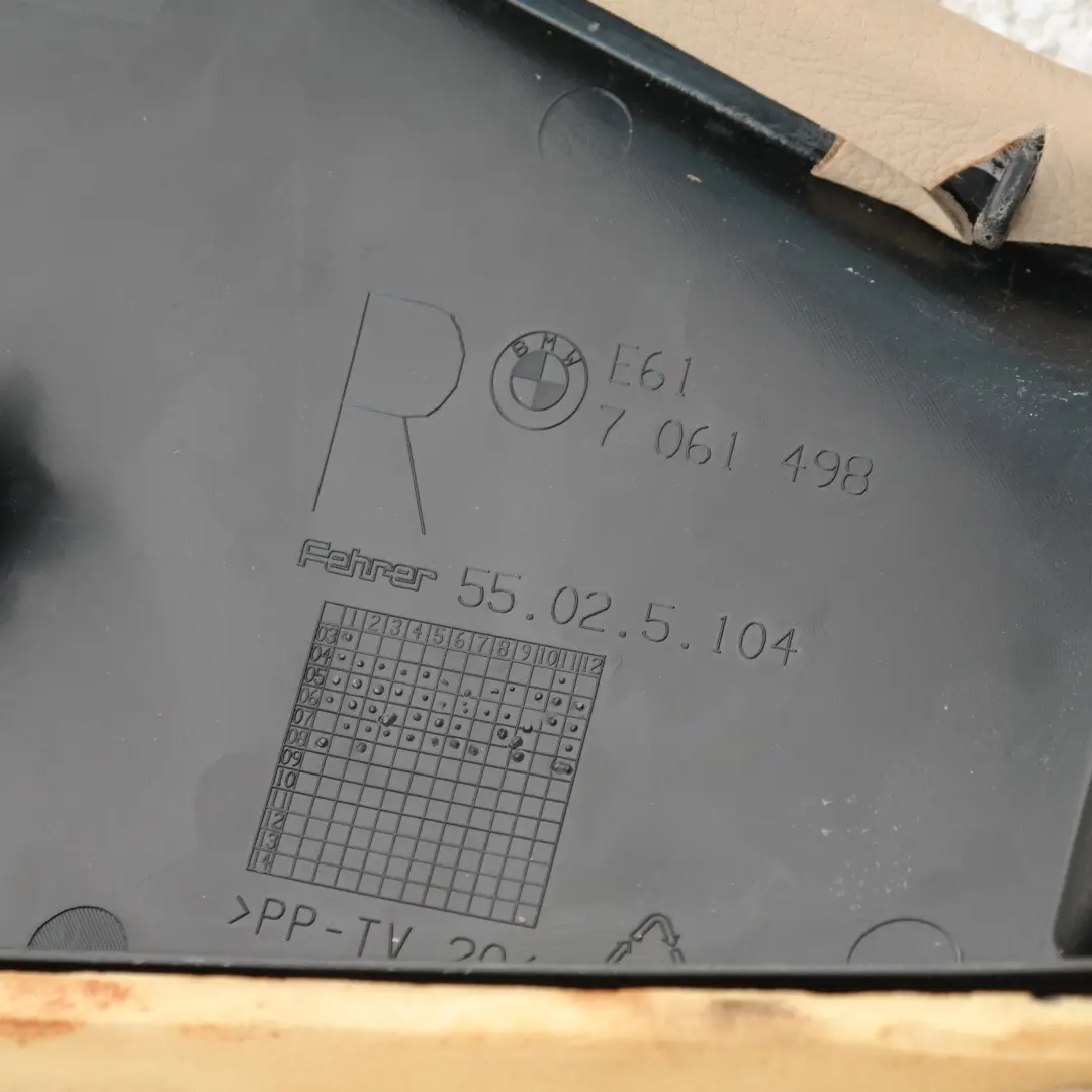 Side Finisher Corner Beige Leather Rear Seat Right O/S to BMW 5 SERIES E61 with Part number 7119128 BMW 5 SERIES E61 Side Finisher Corner Beige Leather Rear Seat Right O/S - SKU 7119128 - Part number 7119128