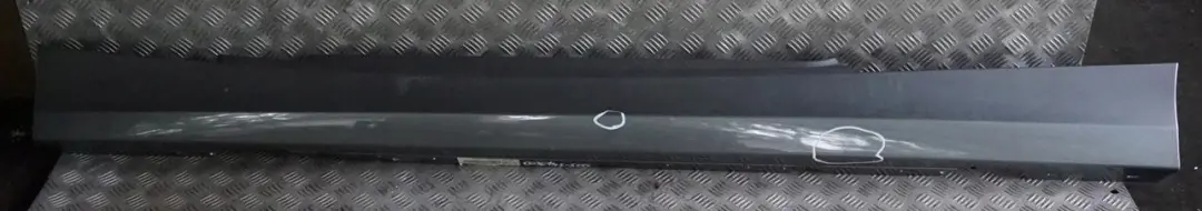 BMW E81 E82 E88 Listello Portiera Apertura Gonna SX Grigio Space Grigio - A52 - SKU 0036143-SCG - Numero di parte 0036143