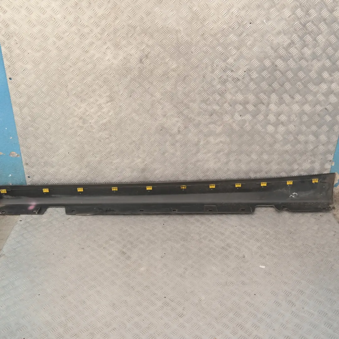 BMW E90 E91 Sill Strip Side Skirt Right Barriquerot Barrique Red - SKU 0032950-BAQ - Número de pieza 32950