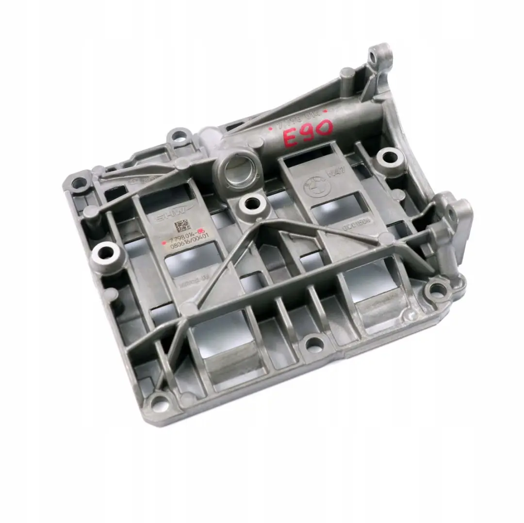 N47 Diesel Uchwyt pompa oleju do BMW E81 E90 E91 E92 o numerze 7798014 BMW E81 E90 E91 E92 N47 Diesel Uchwyt pompa oleju - SKU 7798014 - Numer Części 7798014