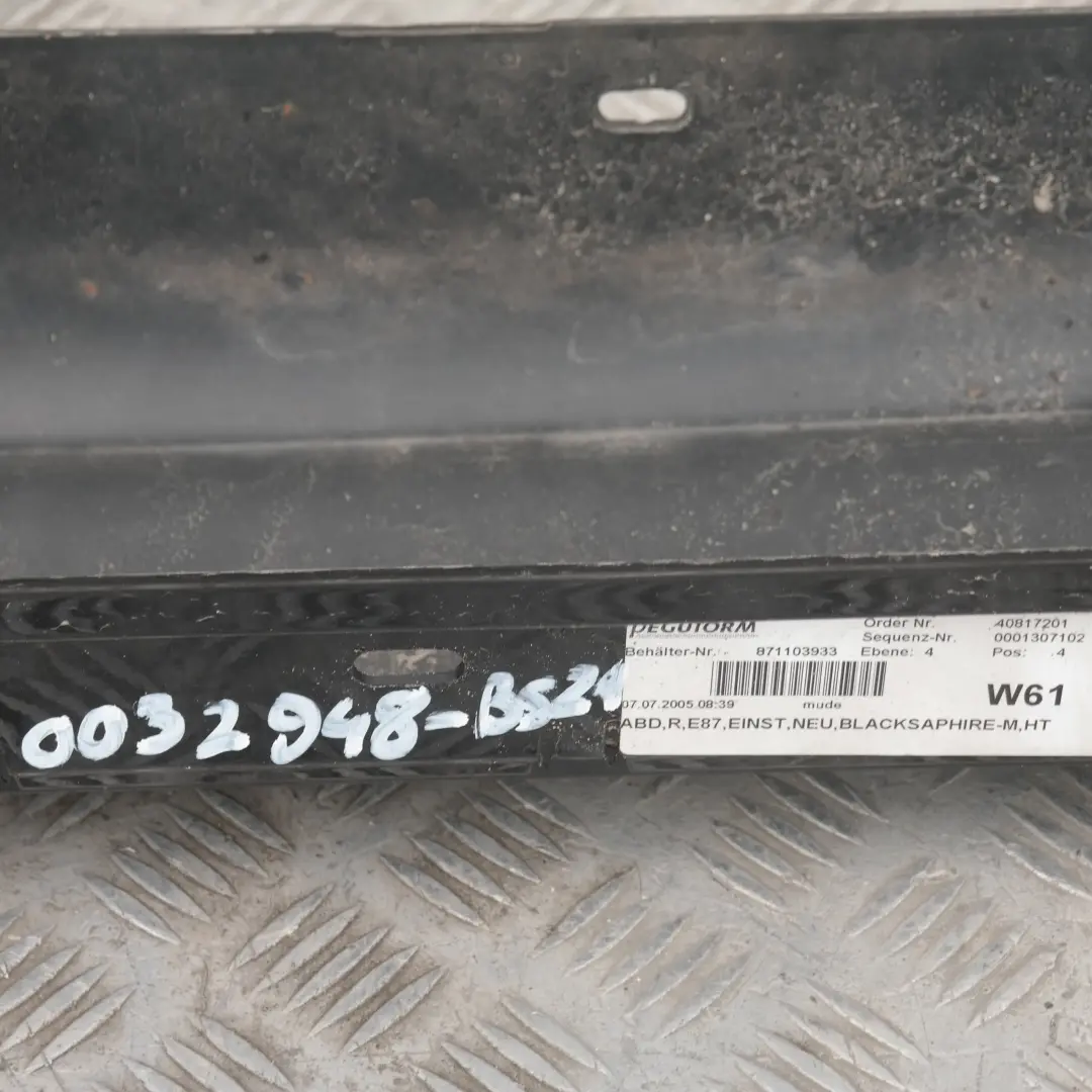 Nakładka próg prawy black saphire 475 do BMW 1 E87 o numerze 32948 BMW 1 E87 Nakładka próg prawy black saphire 475 - SKU 0032948-BS21 - Numer Części 32948