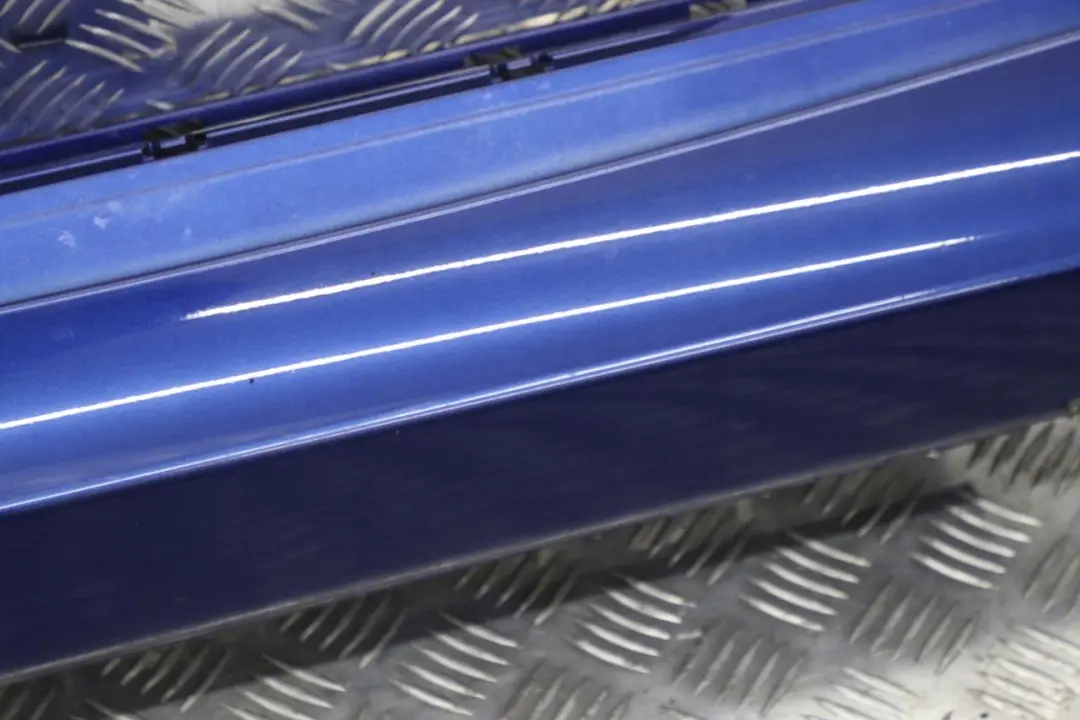 Bas de Porte Couverture Seuil Droite Bleu Montego Bleu - pour BMW E87 LCI à propos du numéro de pièce 0036144 BMW E87 LCI Bas de Porte Couverture Seuil Droite Bleu Montego Bleu - - SKU 0036144-MTB - Numéro de pièce 0036144