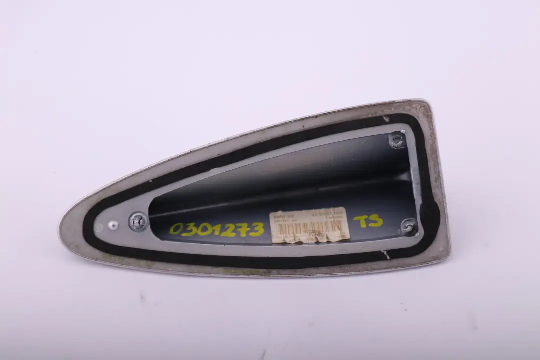 Rekin obudowa anteny titansilber do BMW E60 E60N o numerze 301273 BMW E60 E60N Rekin obudowa anteny titansilber - SKU 0301273-TS - Numer Części 301273