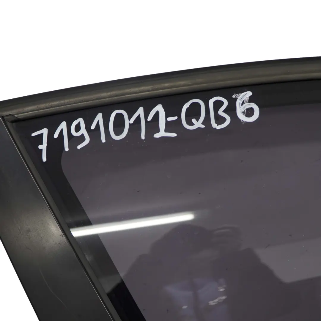 Door Front Right O/S Quarzblau Blue Blau Metallic - A18 to BMW 1 Series E87 6 with Part number 7191012 BMW 1 Series E87 6 Door Front Right O/S Quarzblau Blue Blau Metallic - A18 - SKU 7191012-QB6 - Part number 7191012