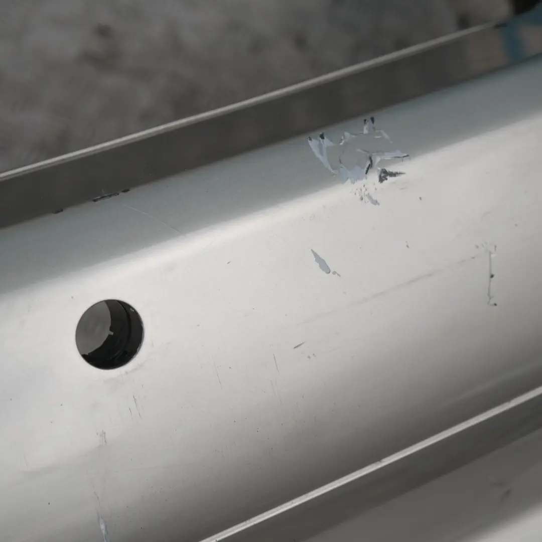 Zderzak tylny tył pdc Olivin 349 do BMW E61 o numerze 306983 BMW E61 Zderzak tylny tył pdc Olivin 349 - SKU 0306983-OLI - Numer Części 306983