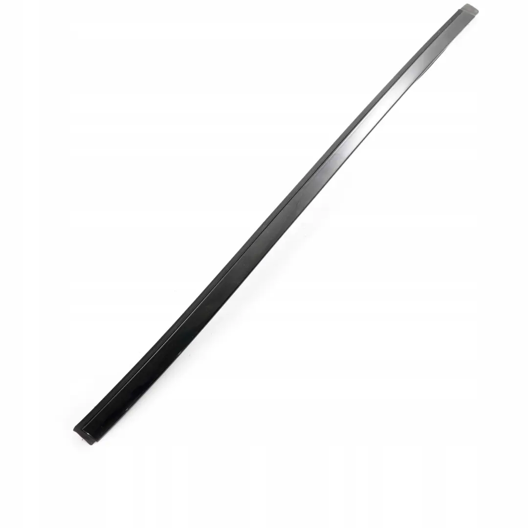 Listwa szyby lewy przód do MERCEDES CLC CL203 o numerze A2036982998 MERCEDES CLC CL203 Listwa szyby lewy przód - SKU A2036982998 - Numer Części A2036982998