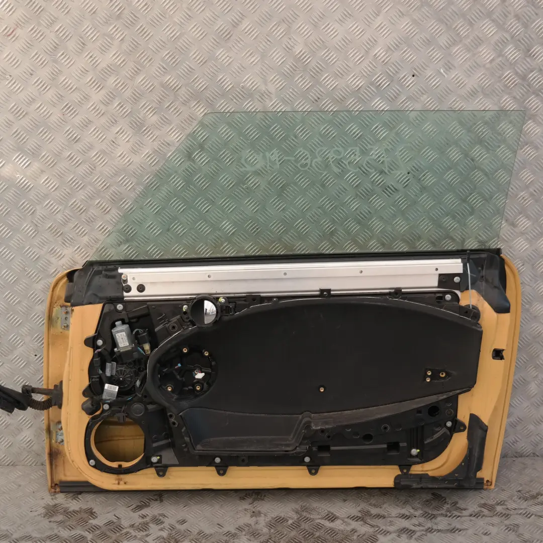 Puerta delantera derecha Mellow Yellow - A58 para Mini Cooper 2 R55 R56 R57 R58 R59 con número de pieza 2755936 Mini Cooper 2 R55 R56 R57 R58 R59 Puerta delantera derecha Mellow Yellow - A58 - SKU 2755936-MY2 - Número de pieza 2755936