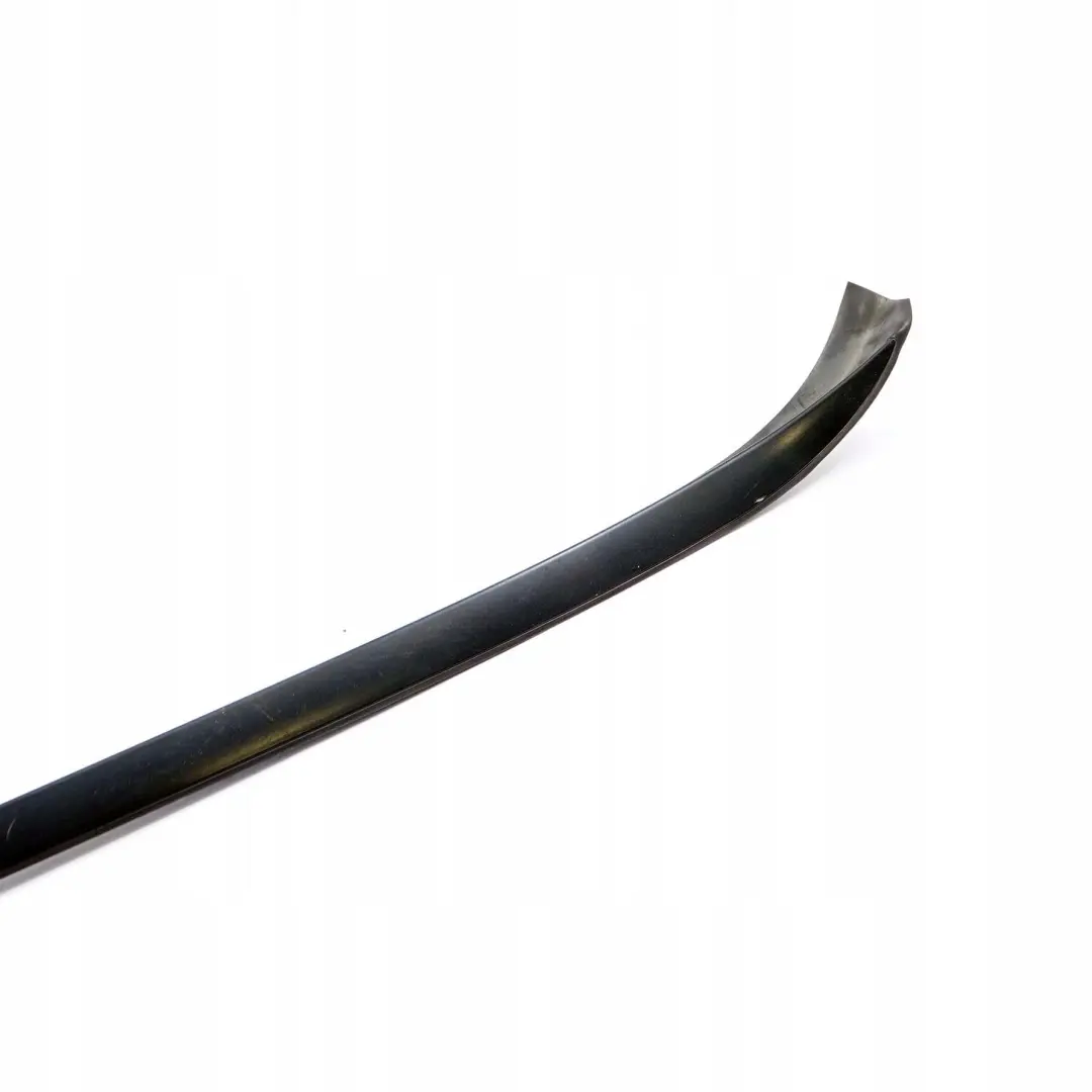 Listwa Szyby Przedniej Czołowej Prawa do BMW E90 o numerze 7184006 BMW E90 Listwa Szyby Przedniej Czołowej Prawa - SKU 7184006 - Numer Części 7184006