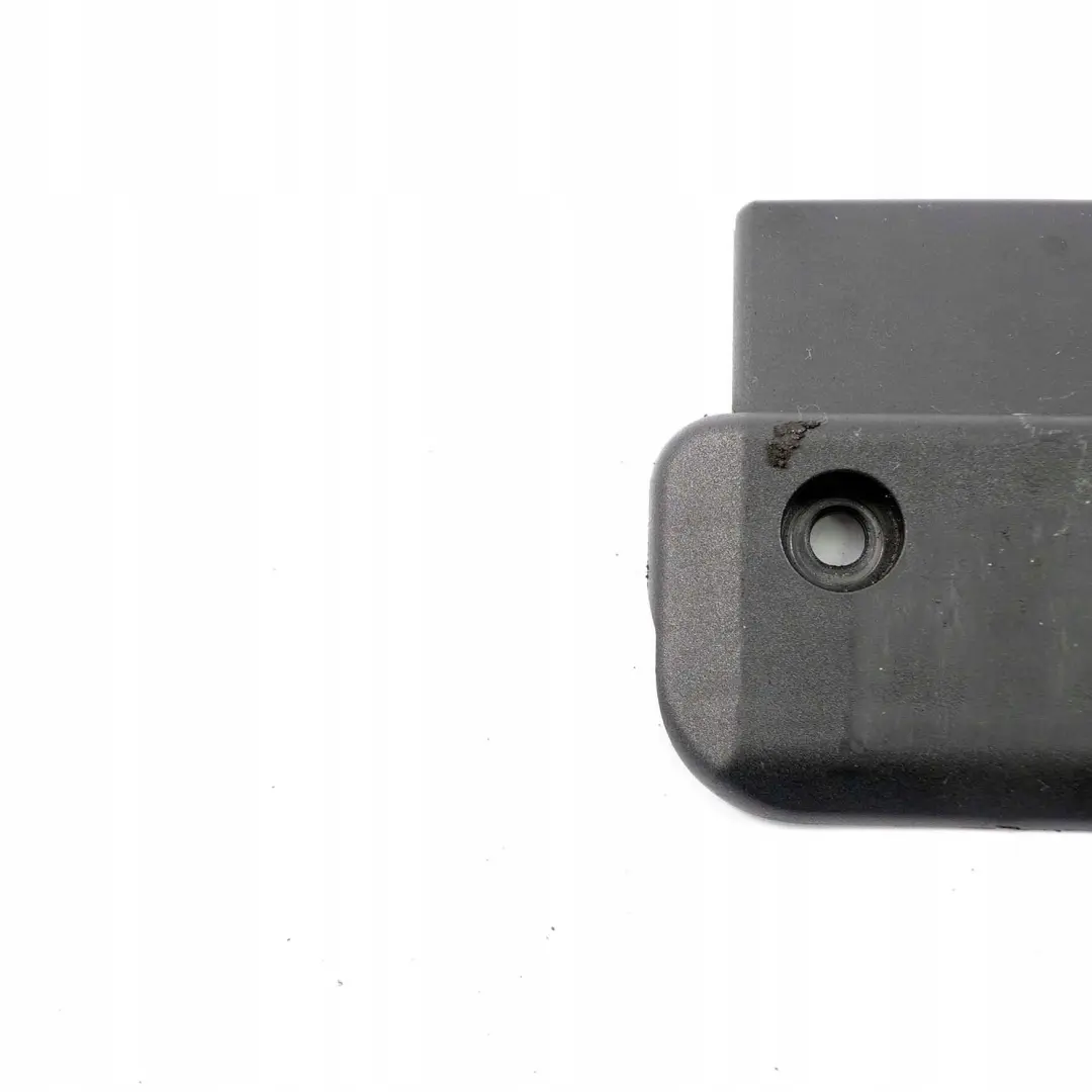 Mercedes W639 Porta Posteriore Portellone Distanziatore Inferiore - SKU A6397430141 - Numero di parte A6397430141