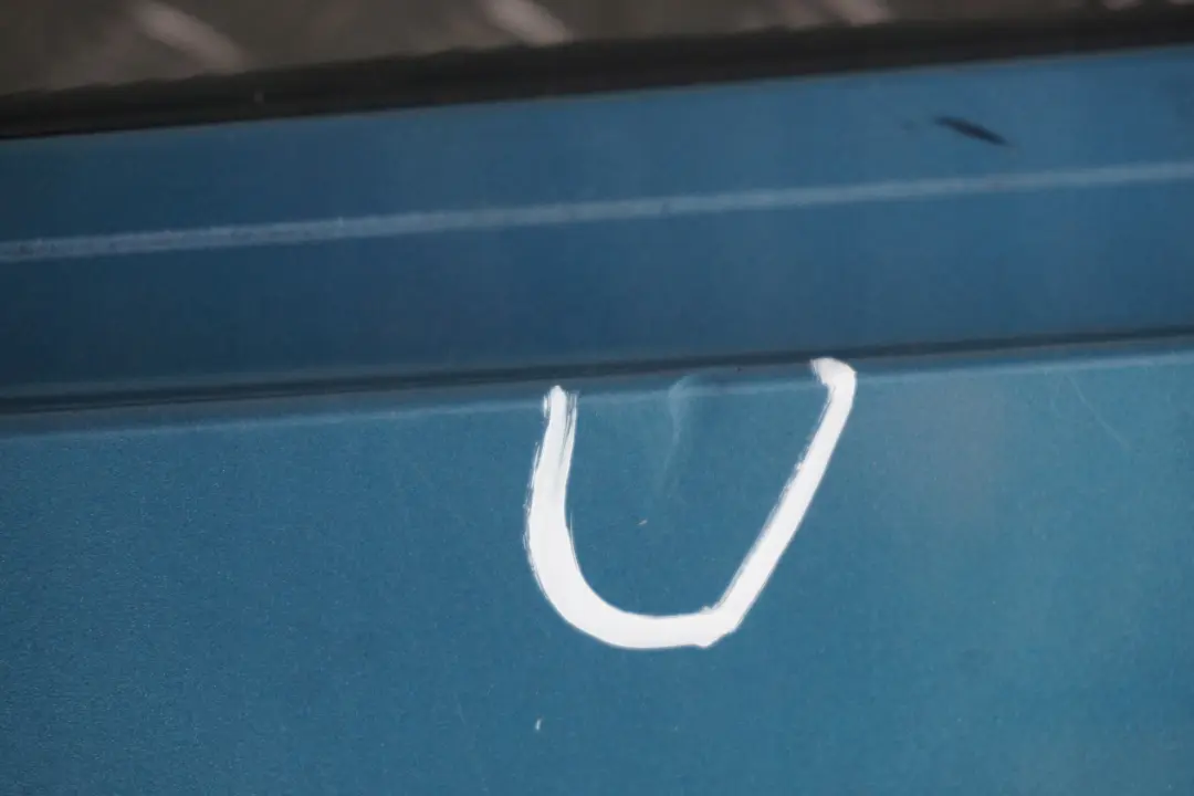 Right O/S Sill Strip Skirt Kick Panel Maledivenblau Blue to BMW Z4 Series E85 E86 with Part number 0031108 BMW Z4 Series E85 E86 Right O/S Sill Strip Skirt Kick Panel Maledivenblau Blue - SKU 0031108-MAB - Part number 0031108