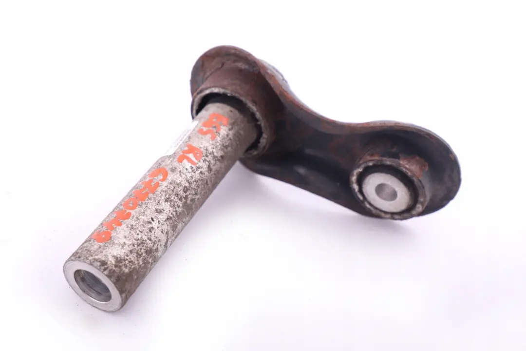 Łącznik wspornik wahacz tył L/P do BMW E53 X5 E60 o numerze 6770749 BMW E53 X5 E60 Łącznik wspornik wahacz tył L/P - SKU 6770749 - Numer Części 6770749