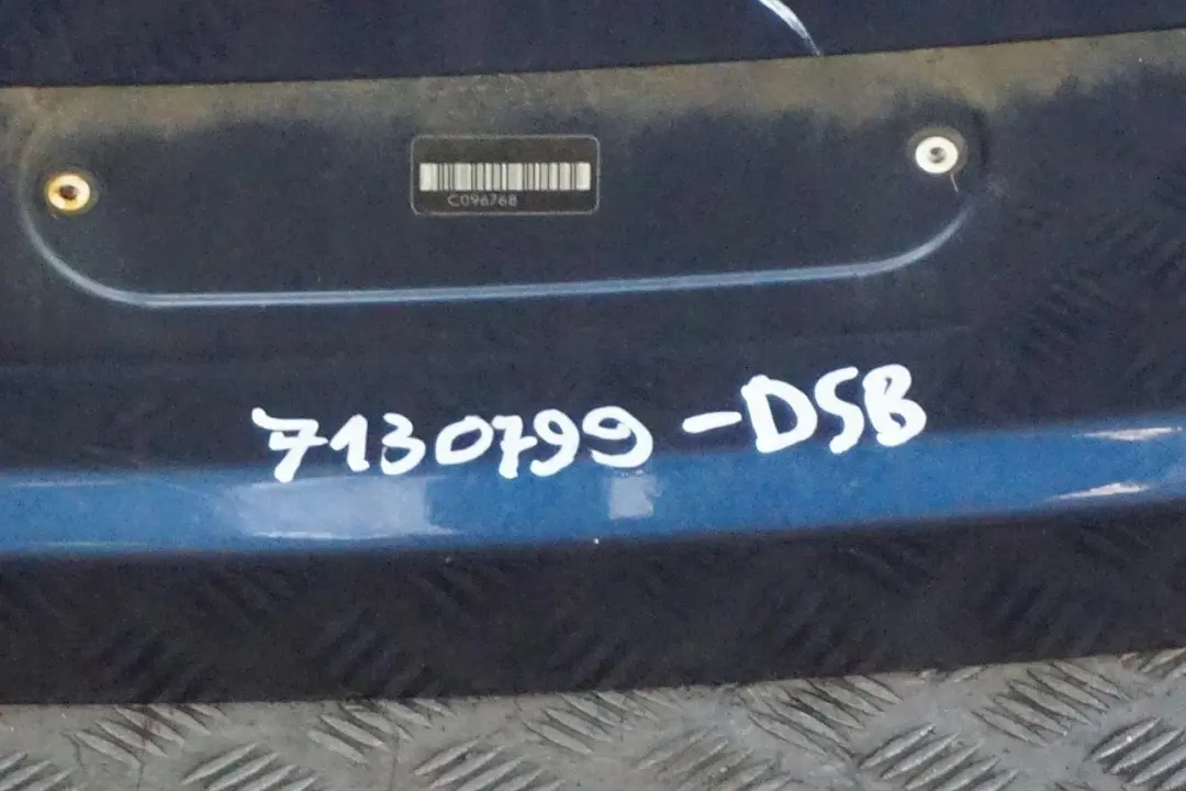 Trunk Boot Lid Tiefseeblau Deep Sea Blue - A76 to BMW 5 E61 Touring Tailgate with Part number 7130799 BMW 5 E61 Touring Tailgate Trunk Boot Lid Tiefseeblau Deep Sea Blue - A76 - SKU 7130799-DSB - Part number 7130799