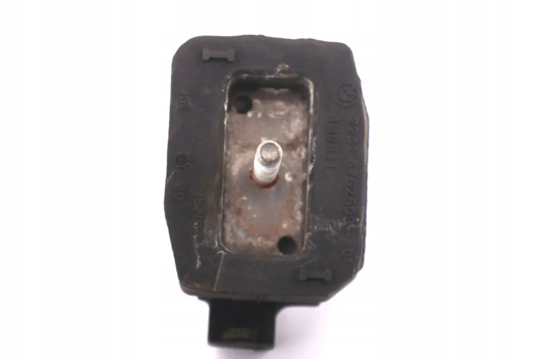 N62 Supporto Cambio In Gomma per BMW E60 E61 E63 E64 con numero di parte 6762609 BMW E60 E61 E63 E64 N62 Supporto Cambio In Gomma - SKU 6762609 - Numero di parte 6762609