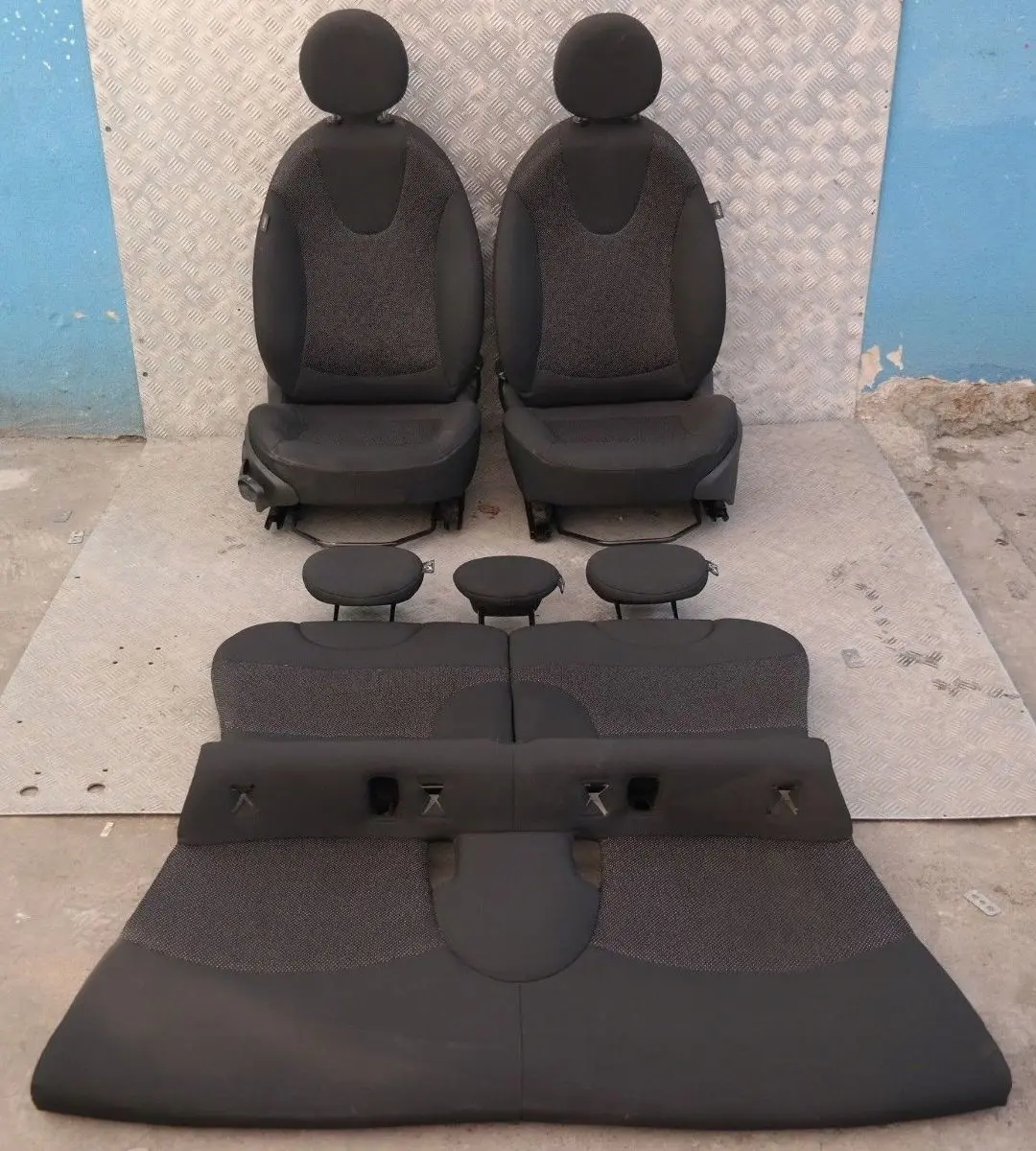 *BMW Mini Cooper One Clubman R55 Innensitze Sitze innen Stoff Cosmos SCHWARZ für mit Teilenummer R55 Cloth Seats Stoff Cosmos *BMW Mini Cooper One Clubman R55 Innensitze Sitze innen Stoff Cosmos SCHWARZ - SKU R55 Cloth Seats Stoff Cosmos-1 - Teilenummer R55 Cloth Seats Stoff Cosmos