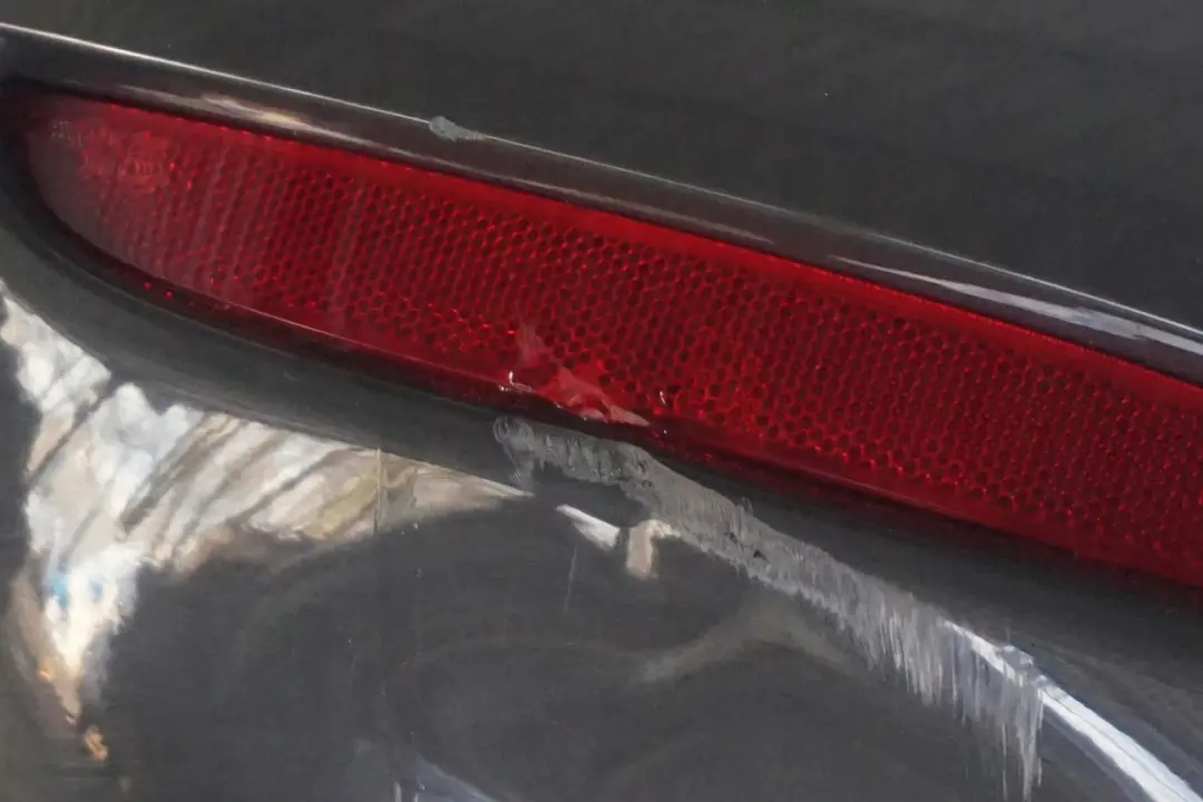 BMW Série 1 F20 F21 LCI 1 M Sport Pare-chocs arrière blanc alpin - 300 - SKU 8064151-AW1 - Numéro de pièce 8064151