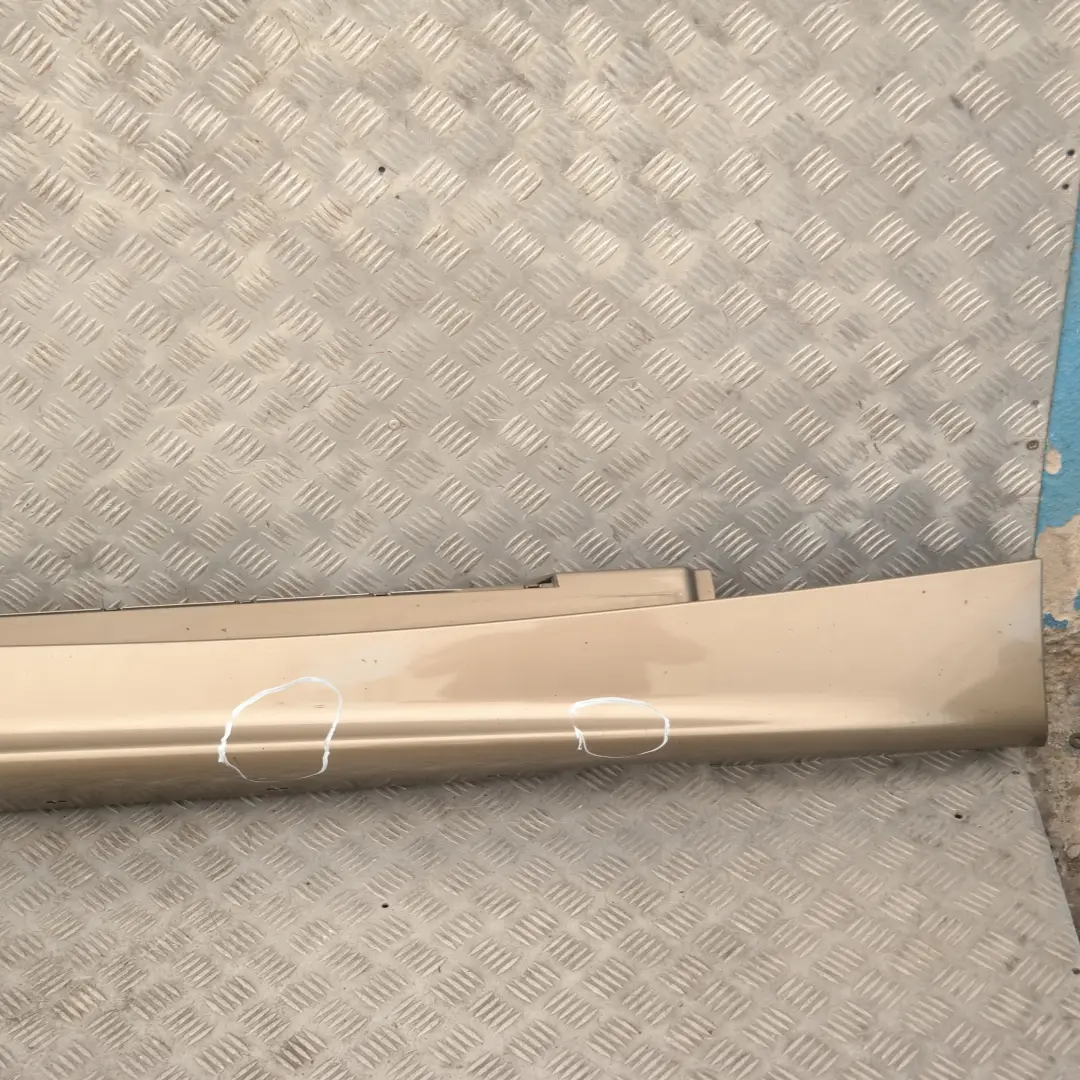 Listello Portiera Apertura Gonna Destra Sonora Metallizzato per BMW E87 con numero di parte 51770032948 BMW E87 Listello Portiera Apertura Gonna Destra Sonora Metallizzato - SKU 0032948-SON3 - Numero di parte 51770032948