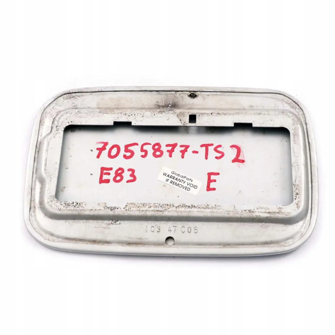 Llenado De combustible Flap Tapa Titansilber Titan Silver Metallic para BMW X3 E83 con número de pieza 7055877 BMW X3 E83 Llenado De combustible Flap Tapa Titansilber Titan Silver Metallic - SKU 7055877-TS - Número de pieza 7055877