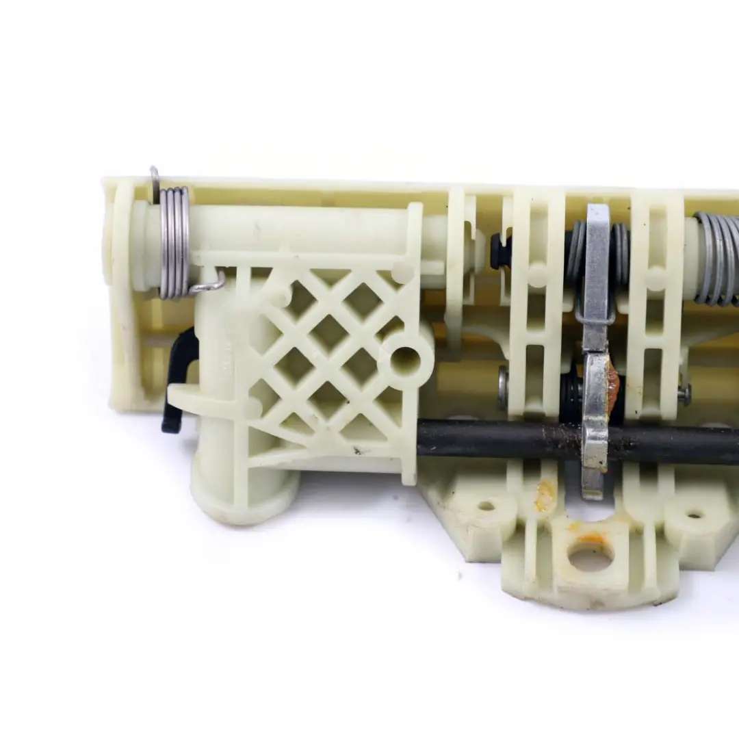 klasa W211 Silniczek mechanizm zagłówka do MERCEDES E o numerze A2119700125 MERCEDES E klasa W211 Silniczek mechanizm zagłówka - SKU A2119700125 - Numer Części A2119700125