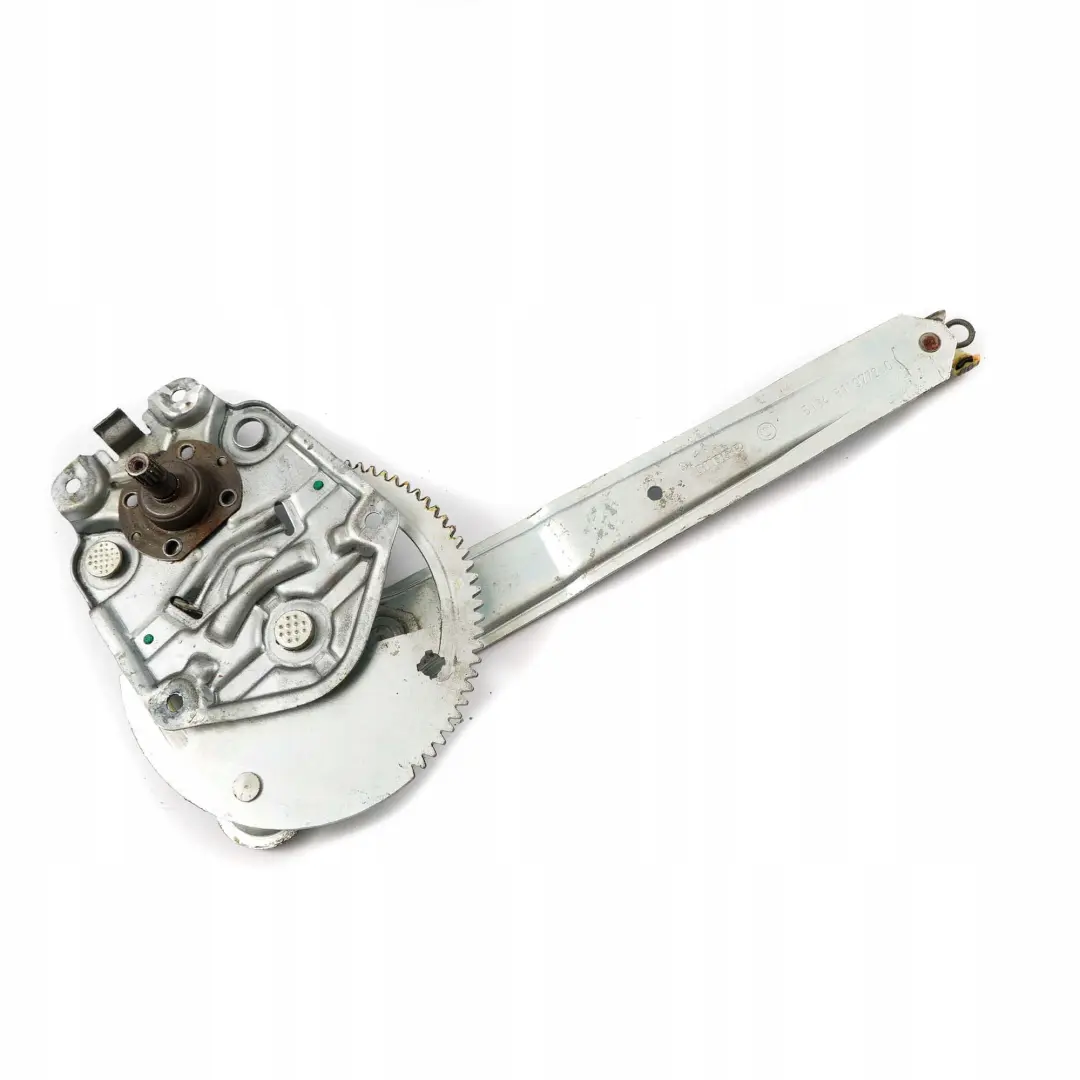 Arriere Droite Leve-vitre Manuel pour BMW 3 E36 Limousine Touring Porte à propos du numéro de pièce 8227348 BMW 3 E36 Limousine Touring Porte Arriere Droite Leve-vitre Manuel - SKU 8227348 - Numéro de pièce 8227348