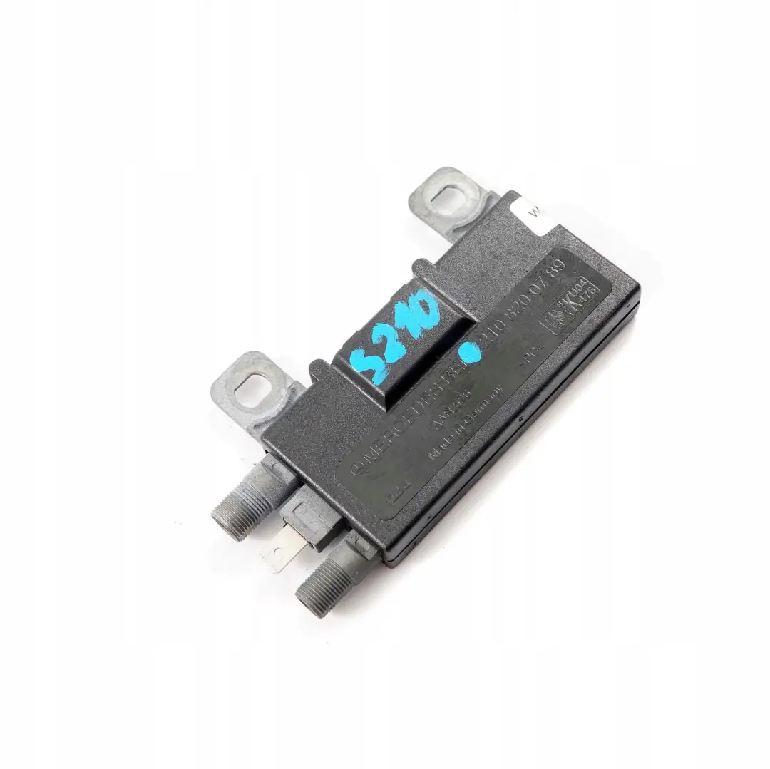 Mercedes-Benz W210 Familiare Amplificatore Antenna per con numero di parte A2108200789 Mercedes-Benz W210 Familiare Amplificatore Antenna - SKU A2108200789 - Numero di parte A2108200789