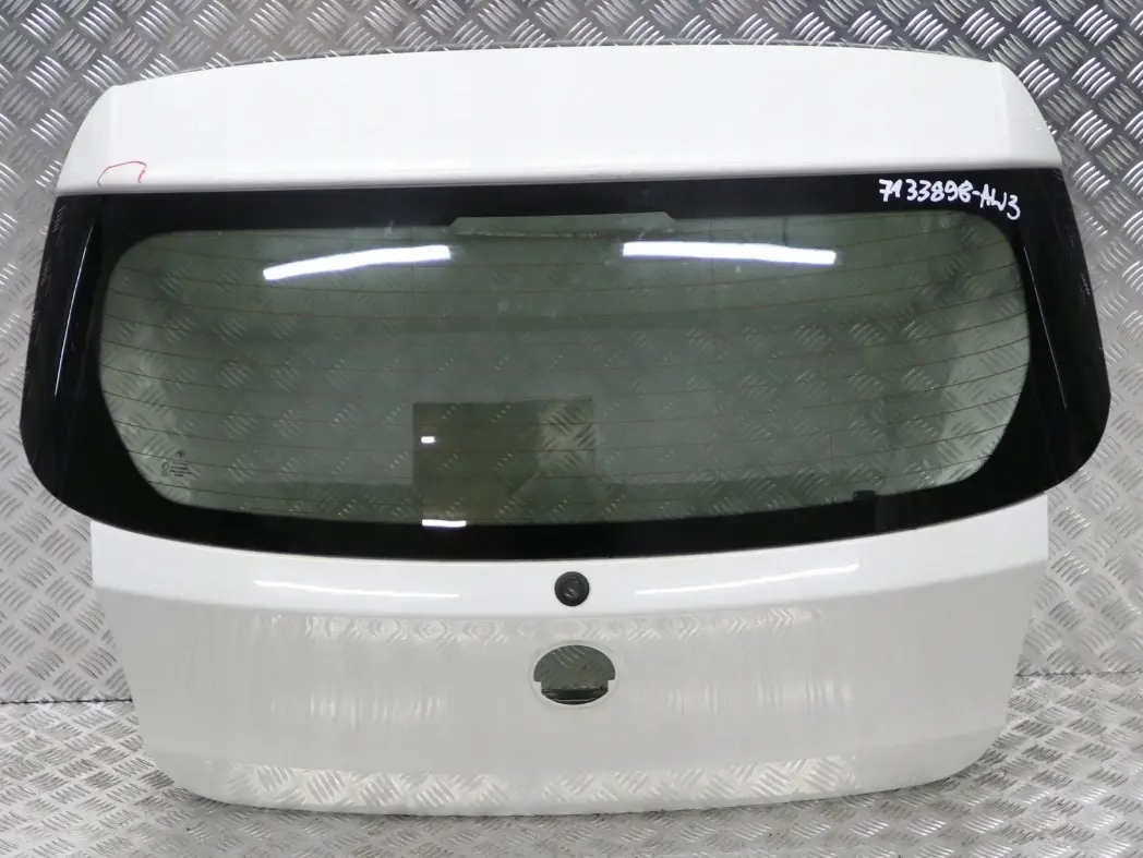 Trunk Lid Tailgate Boot Lid Alpinweiss White 3 - 300 to BMW 1 E81 E87 3 with Part number 7133898 BMW 1 E81 E87 3 Trunk Lid Tailgate Boot Lid Alpinweiss White 3 - 300 - SKU 7133898-AW3 - Part number 7133898