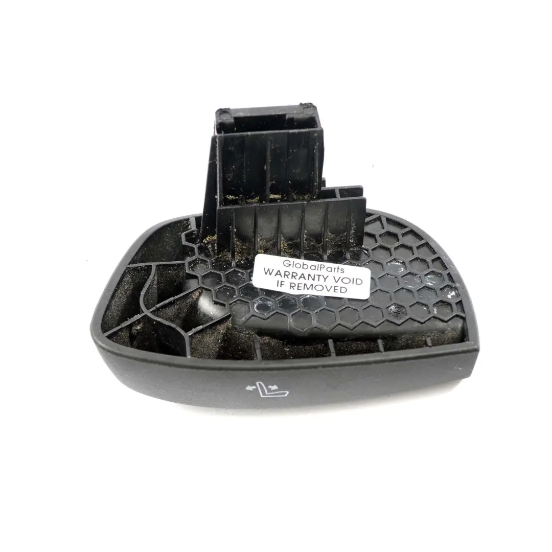 Levier Poignee Droite Siege Avant Noir pour BMW E81 E82 E88 E92 à propos du numéro de pièce 9120356 BMW E81 E82 E88 E92 Levier Poignee Droite Siege Avant Noir - SKU 9120356 - Numéro de pièce 9120356