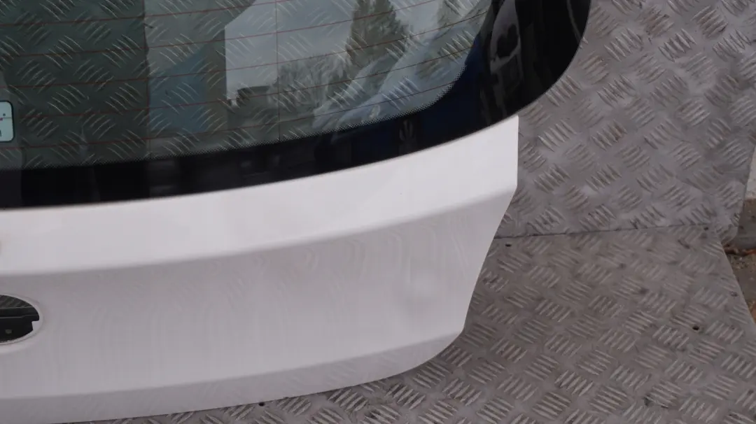 BMW 1 SERIES E81 E87 E87N Trunk Lid Tailgate Boot Lid Alpinweiss 3 White - 300 - SKU 7133898-AW1 - Part number 7133898