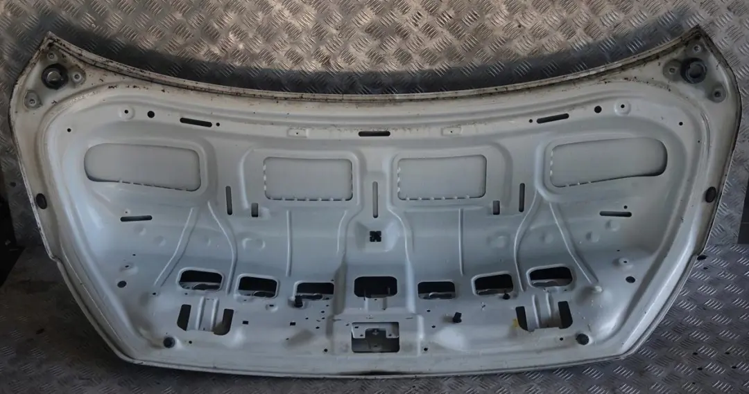 BMW E65 E66 Klapa tylna tył goła Alpinweiss - SKU 7049252-AW - Numer Części 7049252