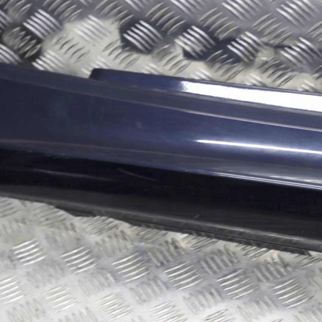 Sill strip side skirt left Monacoblau Azul A35 para BMW E81 E82 E88 con número de pieza 51770036143 BMW E81 E82 E88 Sill strip side skirt left Monacoblau Azul A35 - SKU 0036143-MB - Número de pieza 51770036143