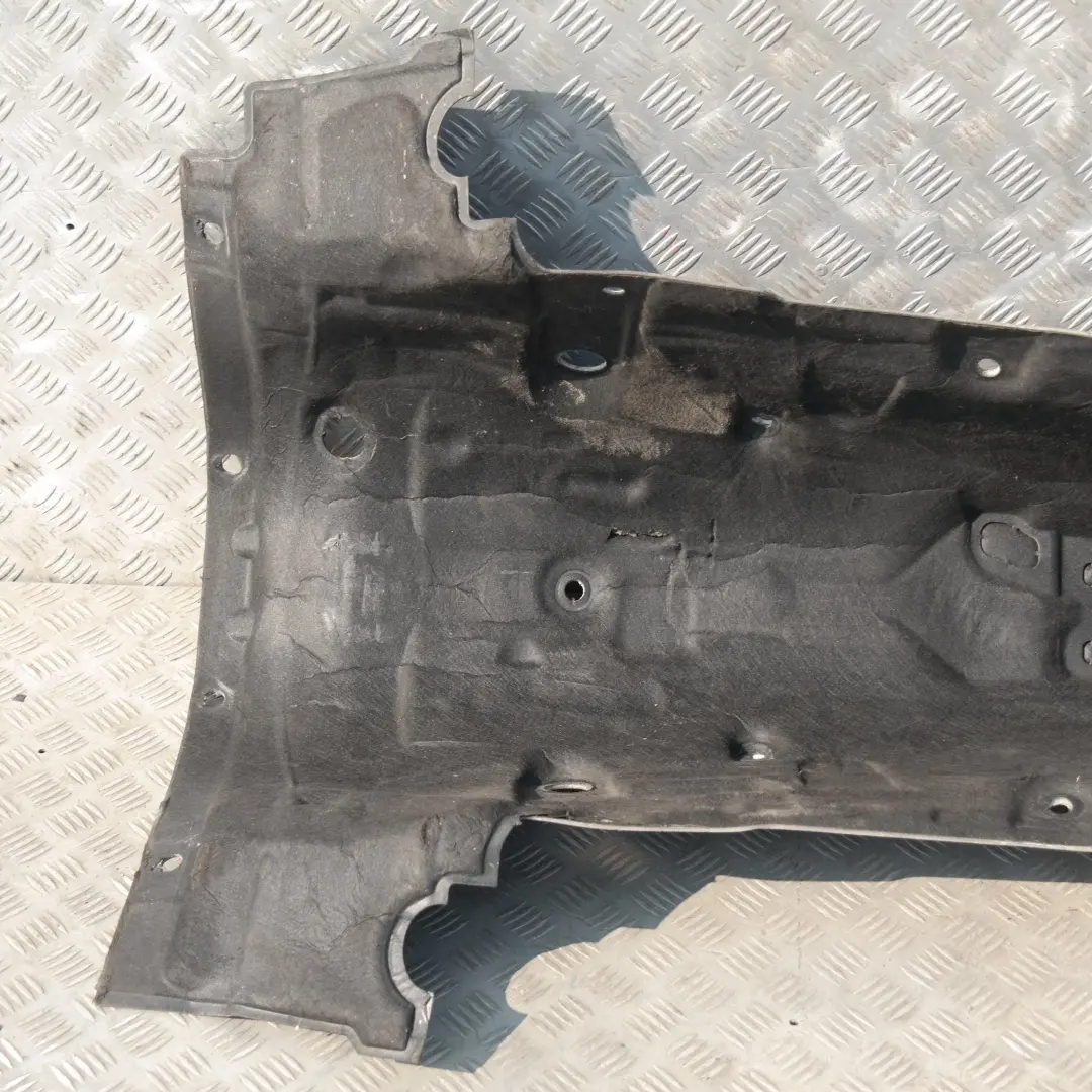 Schallisolierung Tunnel Vorne für BMW 5 6 er E60 E61 E63 E64 mit Teilenummer 51487050670 BMW 5 6 er E60 E61 E63 E64 Schallisolierung Tunnel Vorne - SKU 7050670 - Teilenummer 51487050670