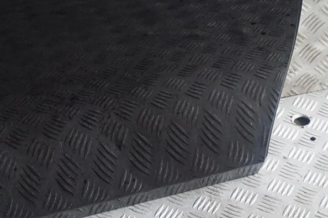 BMW 5 Series E61 2 Touring Door Rear Right O/S Carbonschwarz Carbon Black - 416 - SKU 7158502-CAR2 - Part number 7158502
